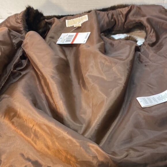 Michael Michael Kors walnut Faux Fur Vest NWT - Picture 8 of 9